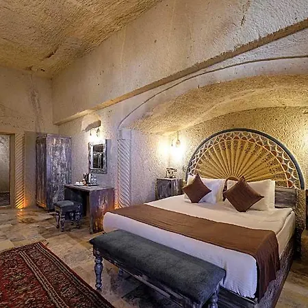 Doctor's Cave Szálloda 5*